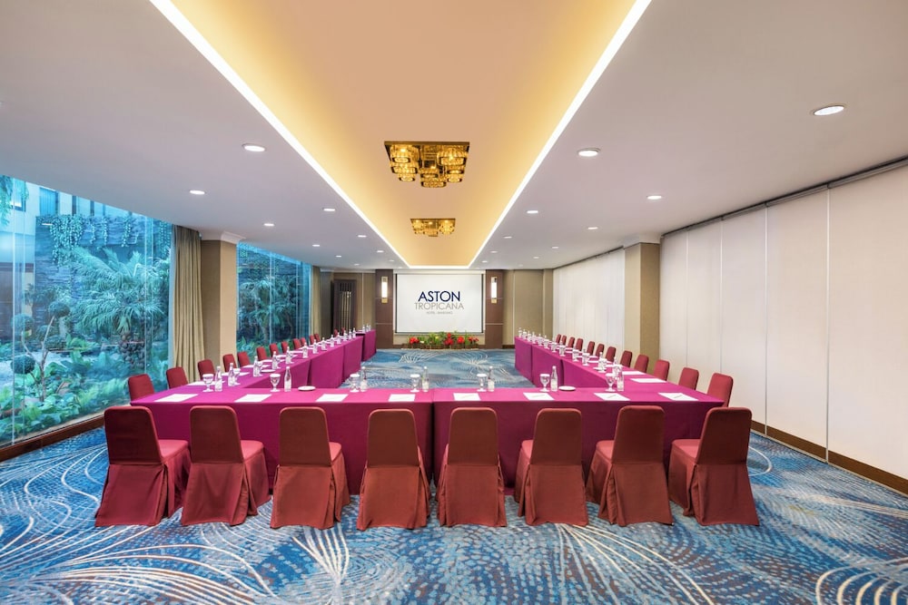 Aston Tropicana Hotel Bandung 60/69