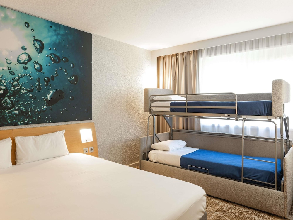 Novotel Macon Nord 17/74
