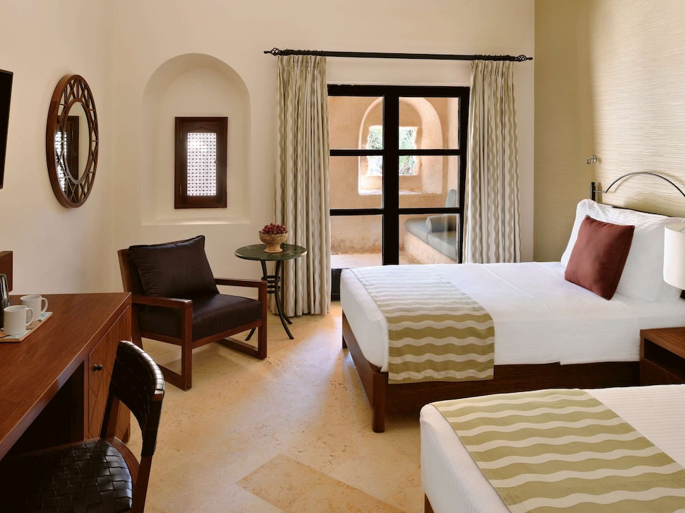 Movenpick Resort and Spa Dead Sea 16/75