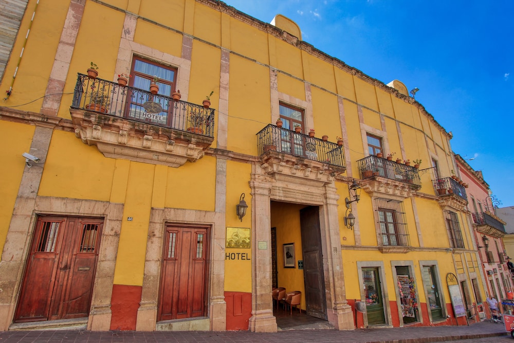 La Casona de Don Lucas 3/72