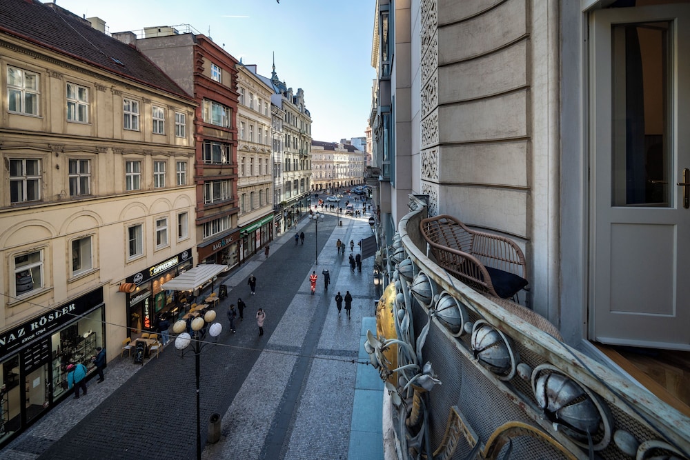 Old Town Aparthotel Michalska 66/75