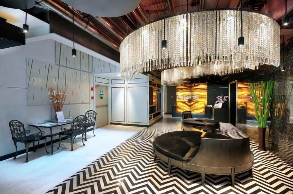 Skye Hotel Bangkok 39/58