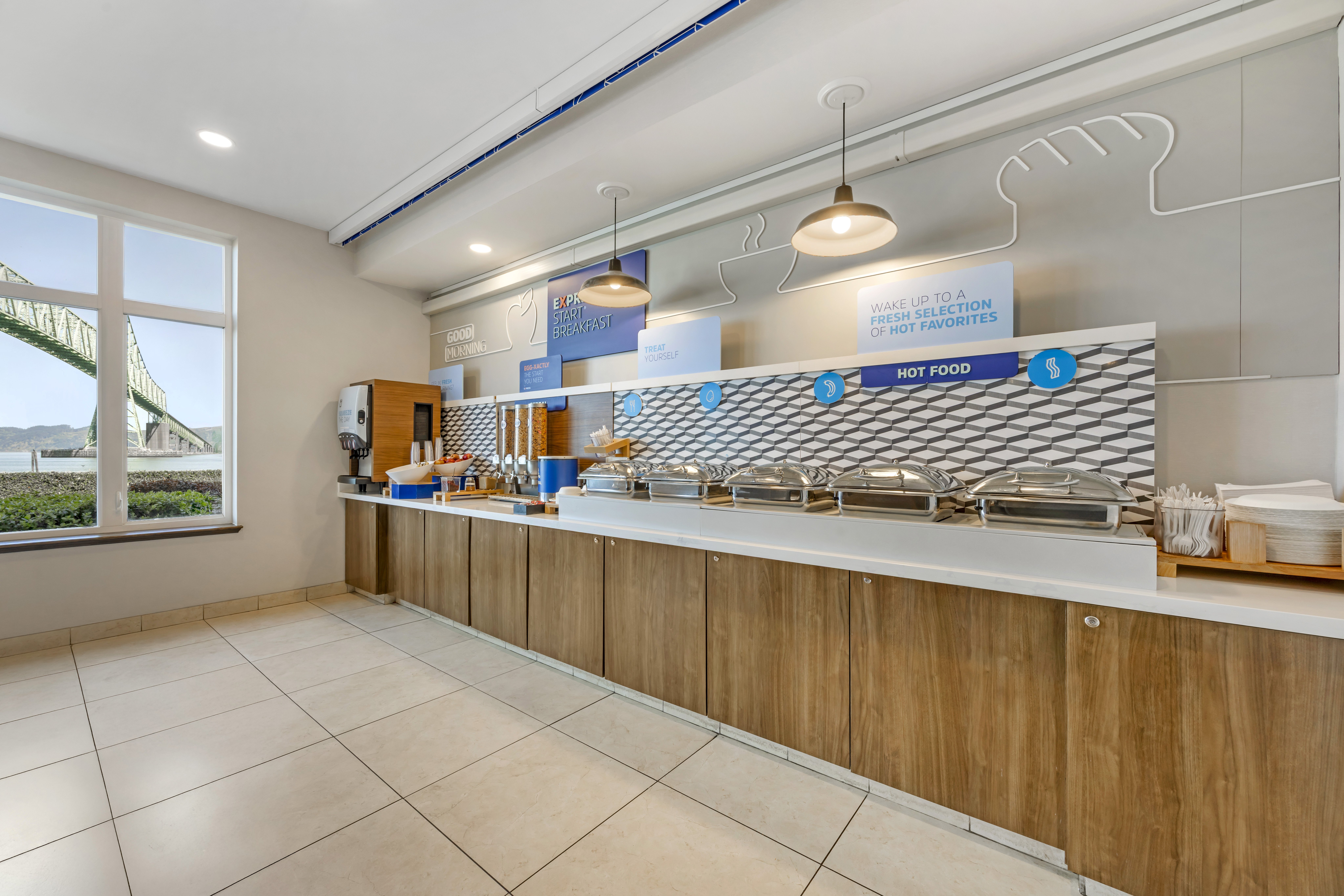 Holiday Inn Express Hotel Suites Astoria 14/69