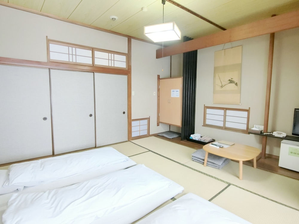 Nogamihonkan Ryokan 15/41