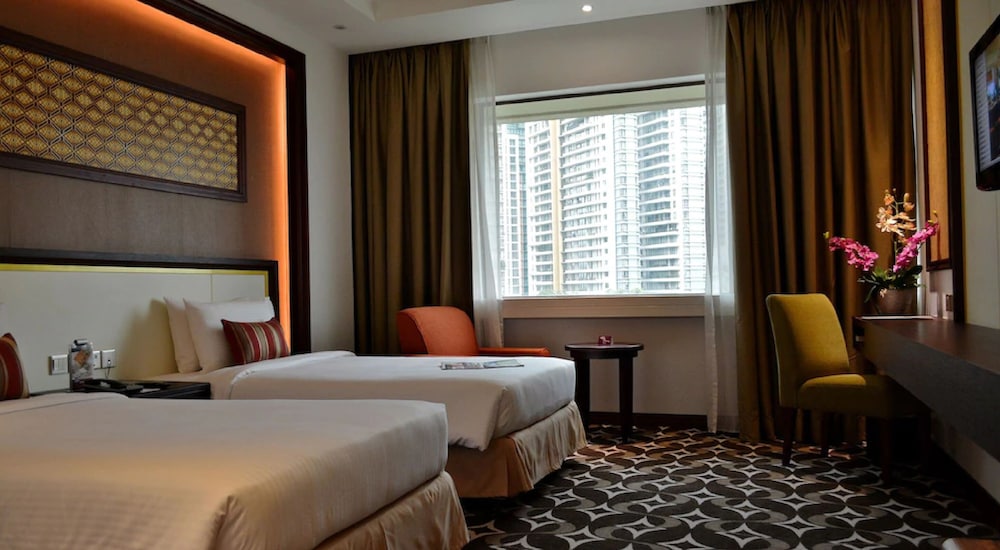 Corus KLCC 15/48