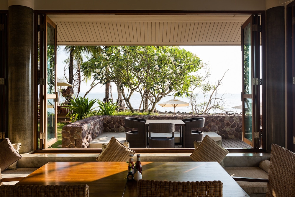 NA TARA RESORT 36/50