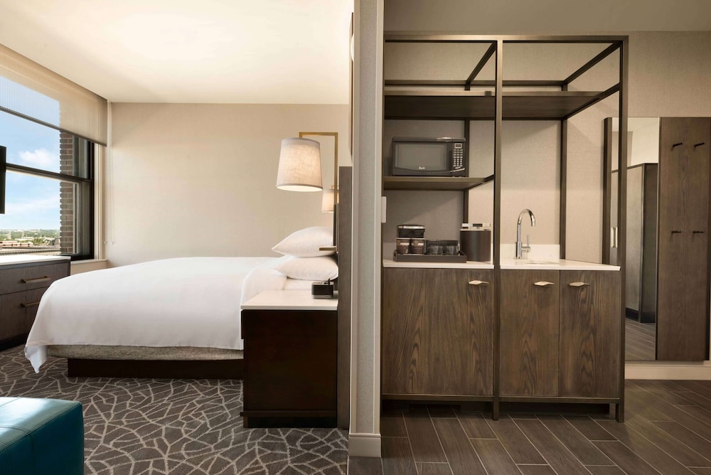 Embassy Suites By Hilton Minneapolis Downtown Hotel 10/62