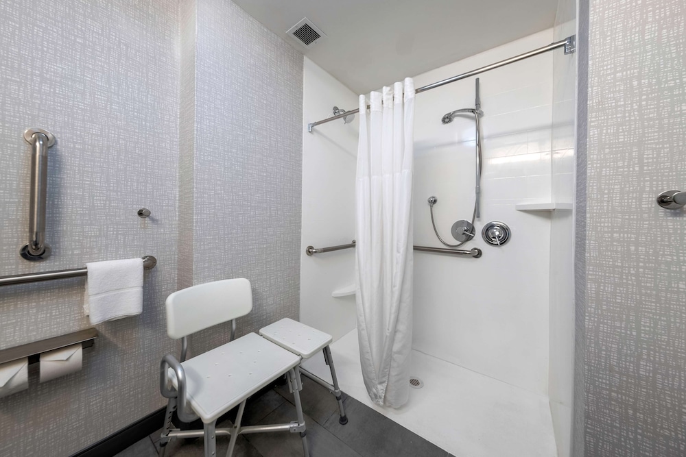 Hampton Inn Swedesboro Philadelphia 20/53