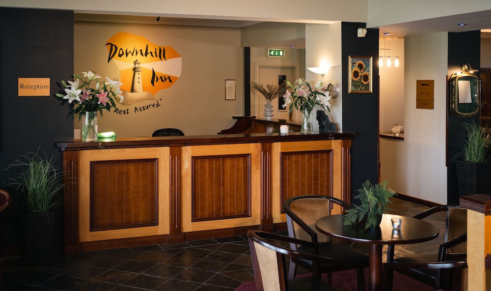 DOWNHILL INN 7/62