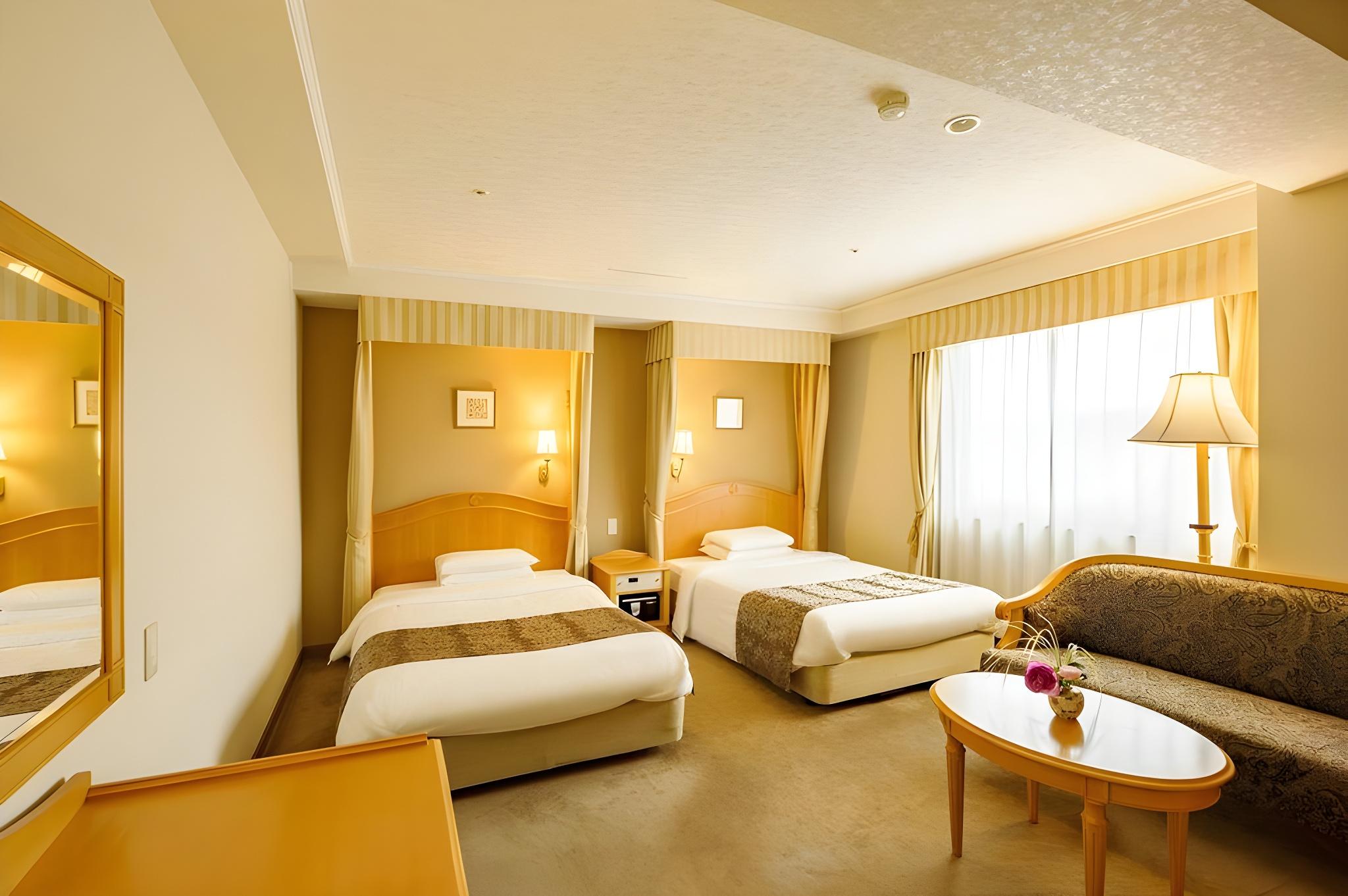 Basic, 2 Double Beds