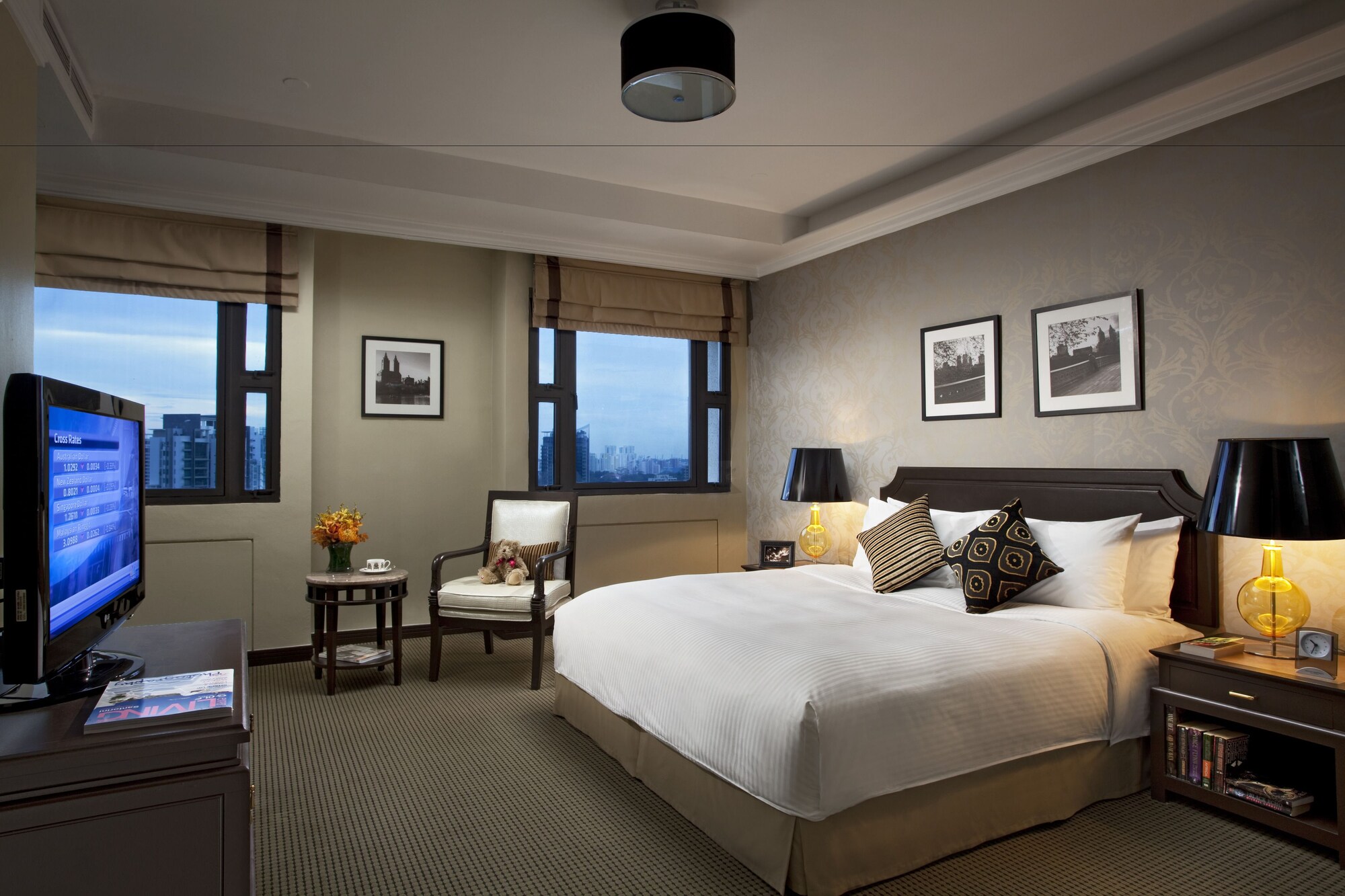 3 BEDROOMS, SUITE