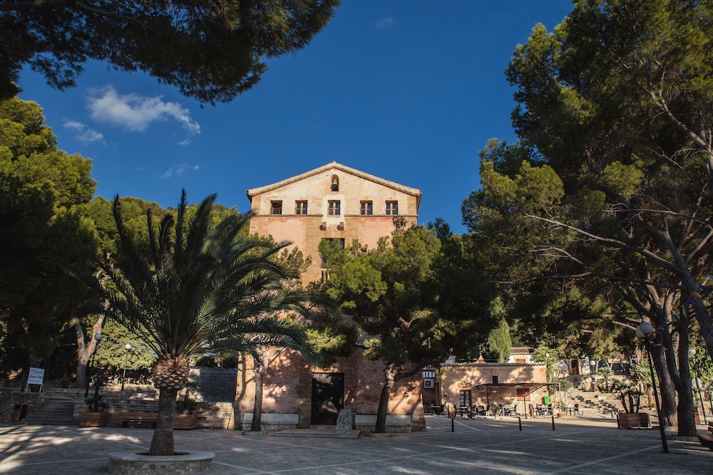 Petit Hotel Hostetgeria La Victoria 32/46