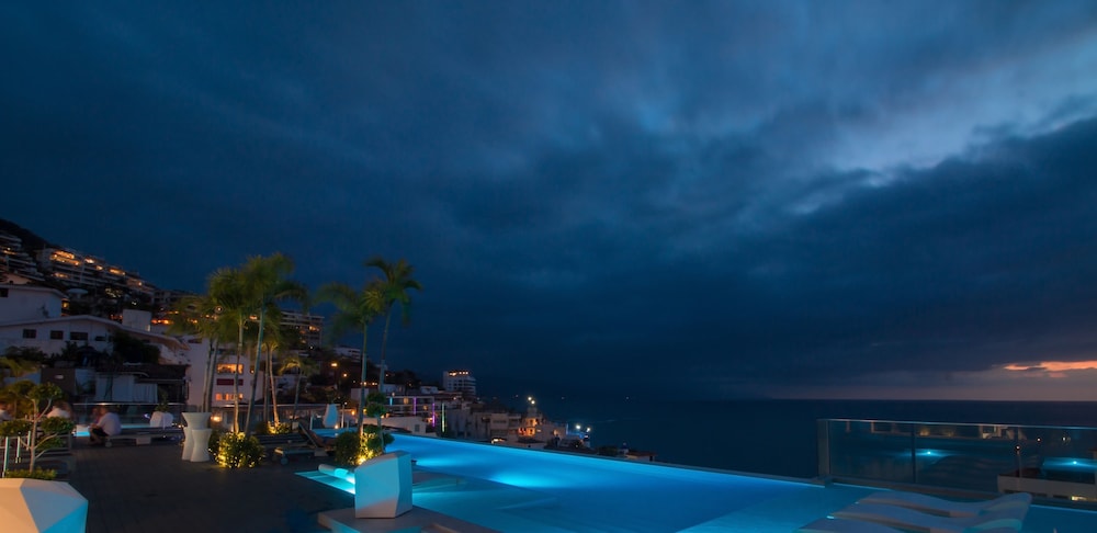 D Terrace Luxury Residences 42/50