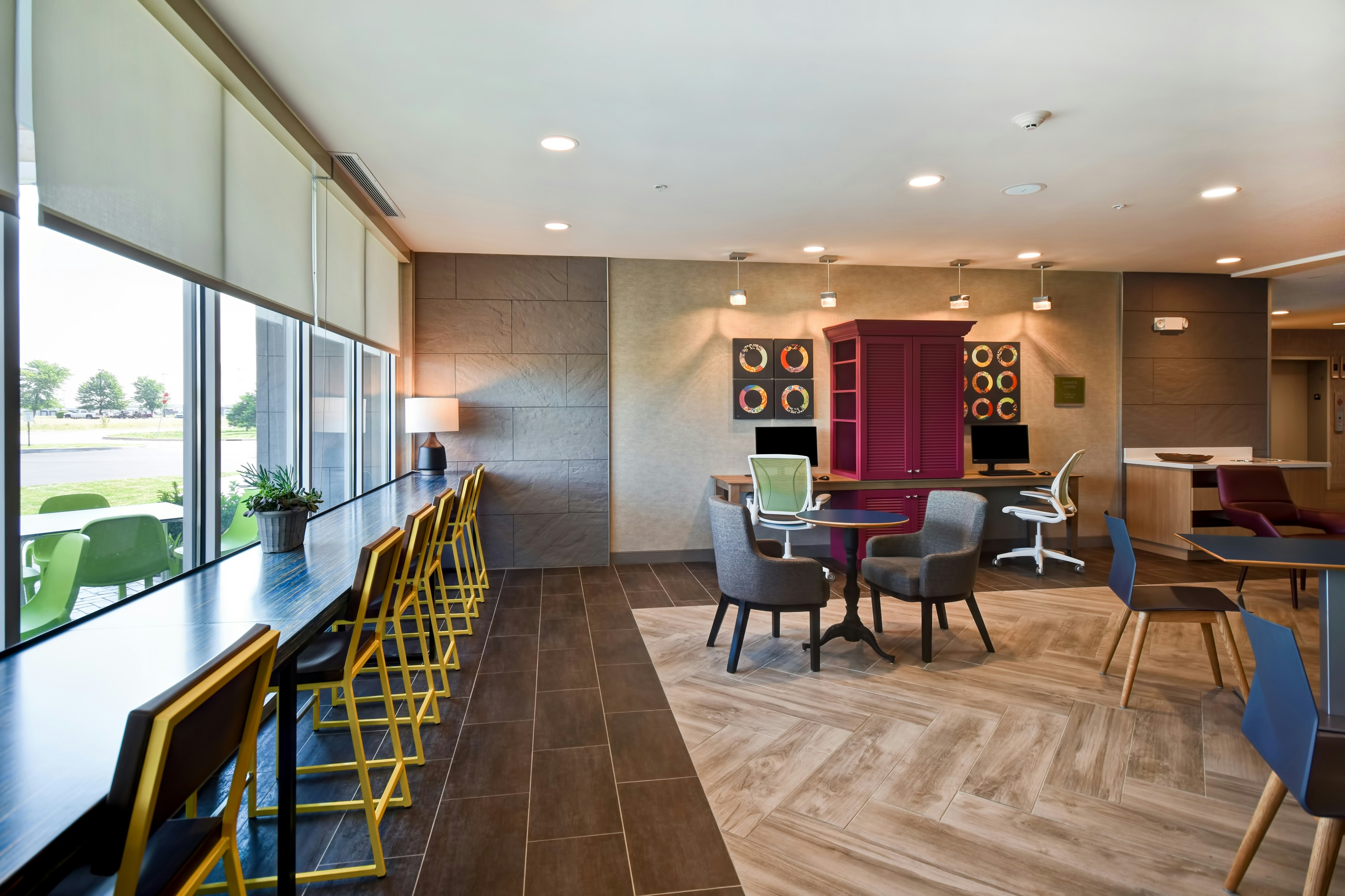 Home2 Suites by Hilton Terre Haute, IN 49/62