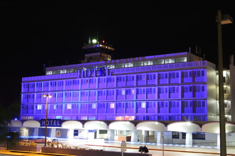 San Juan Airport Hotel 3/47