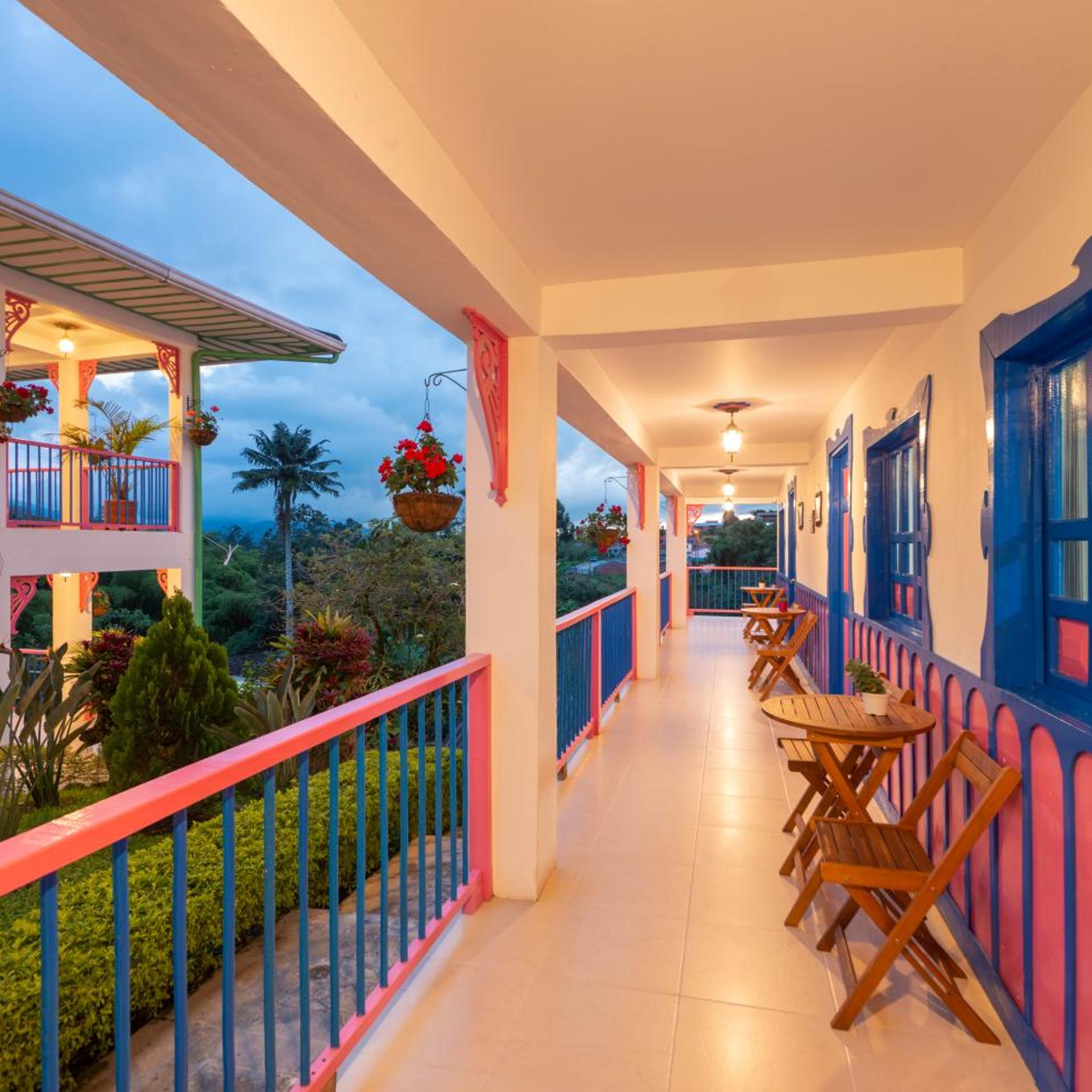 Hotel El Jardin 12/50