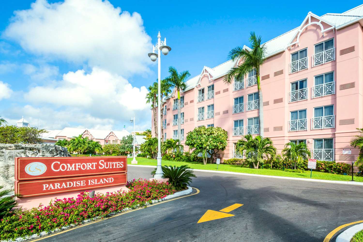 Comfort Suites Paradise Island 47/55