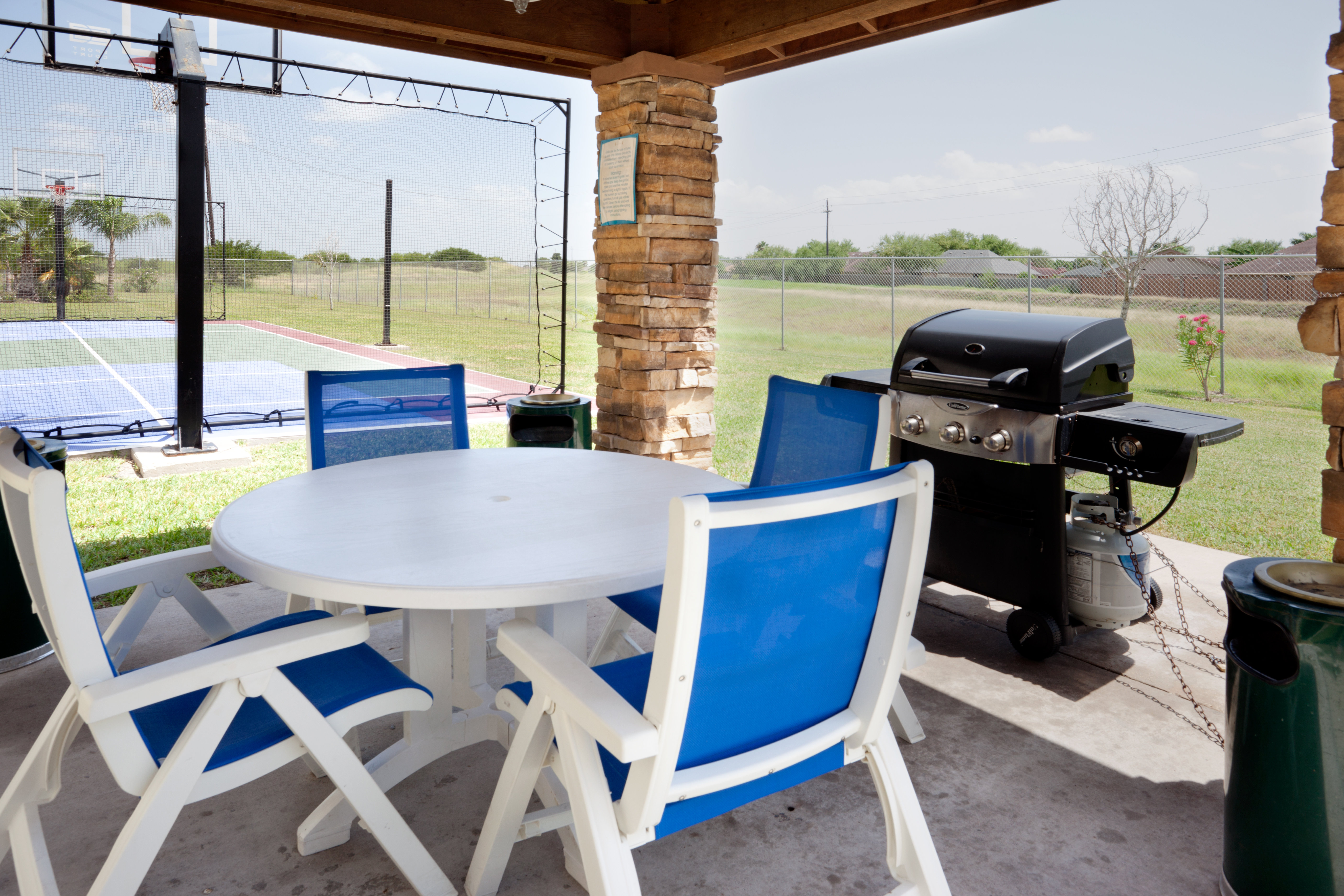 STAYBRIDGE SUITES BROWNSVILLE 38/73