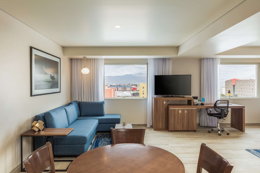 Hampton Inn by Hilton Tijuana 58/80