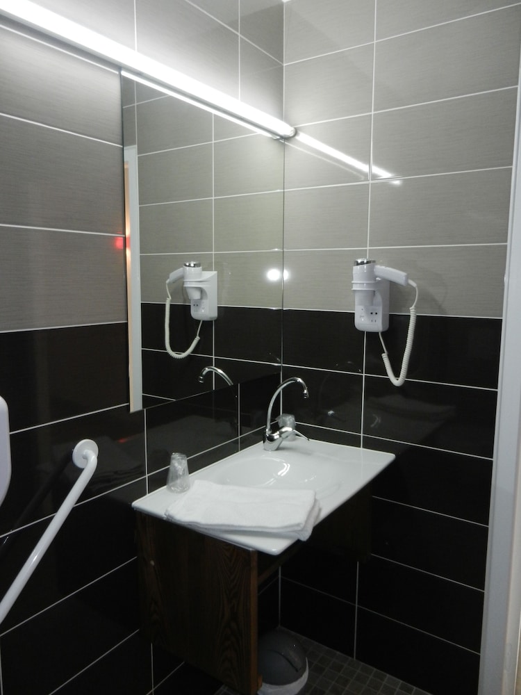 Albizia Hotel 29/31