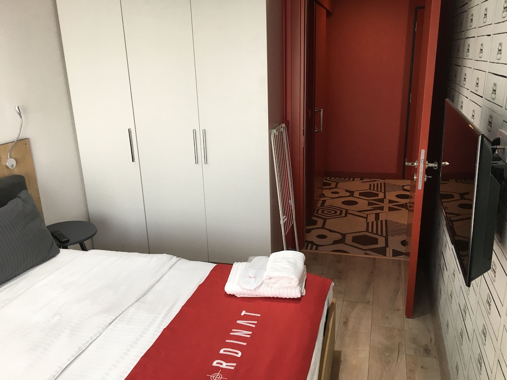 Coordinat Suites 15/65