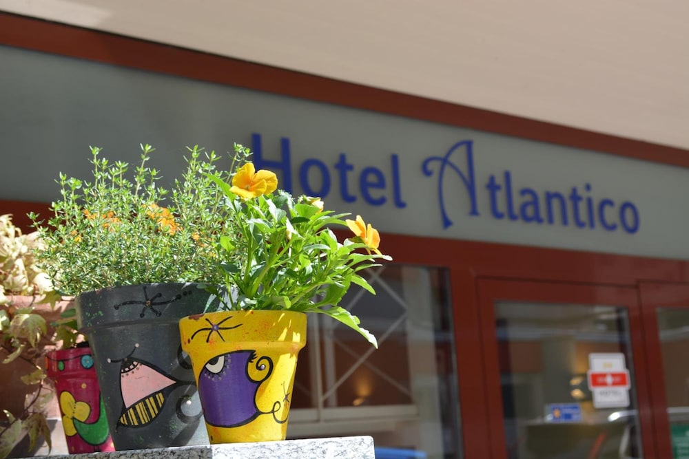 Hotel Atlantico 6/38