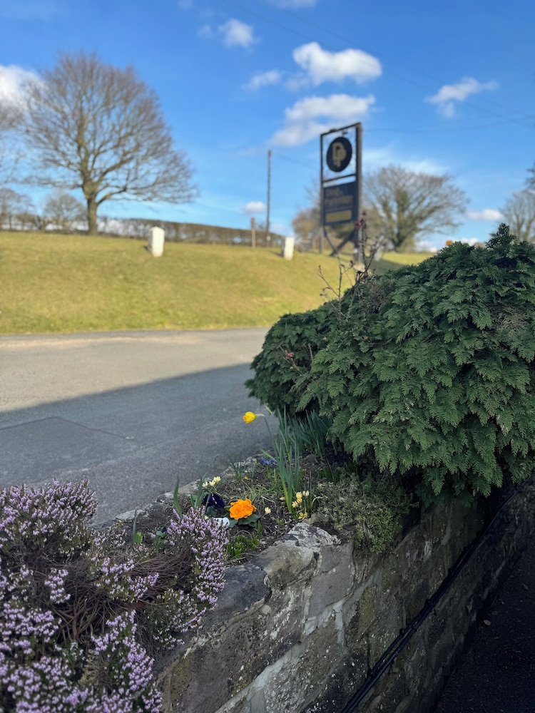 The Dog and Partridge Country Inn 44/50