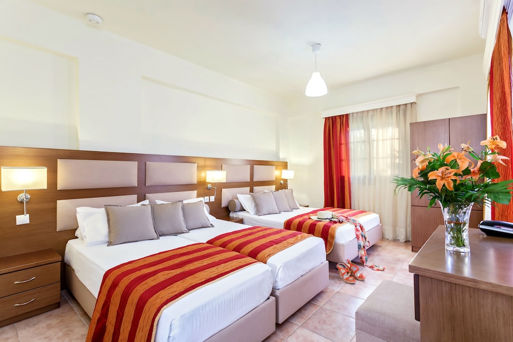 Skopelos Holidays Hotel 22/71