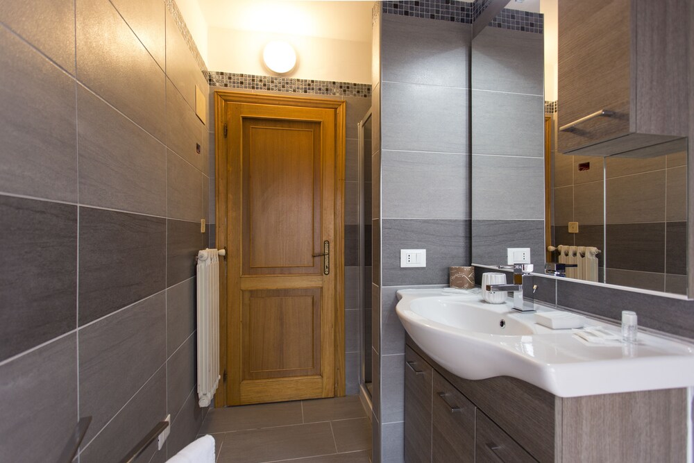 Residenza Ariosto Depandance 48/50