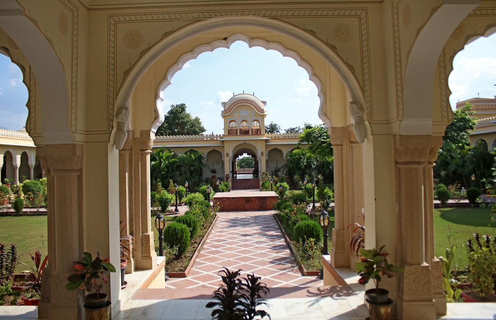 AMAR MAHAL 9/35