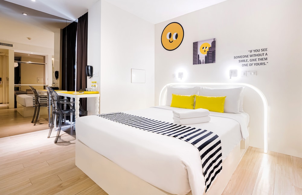 Mood, Double Bed