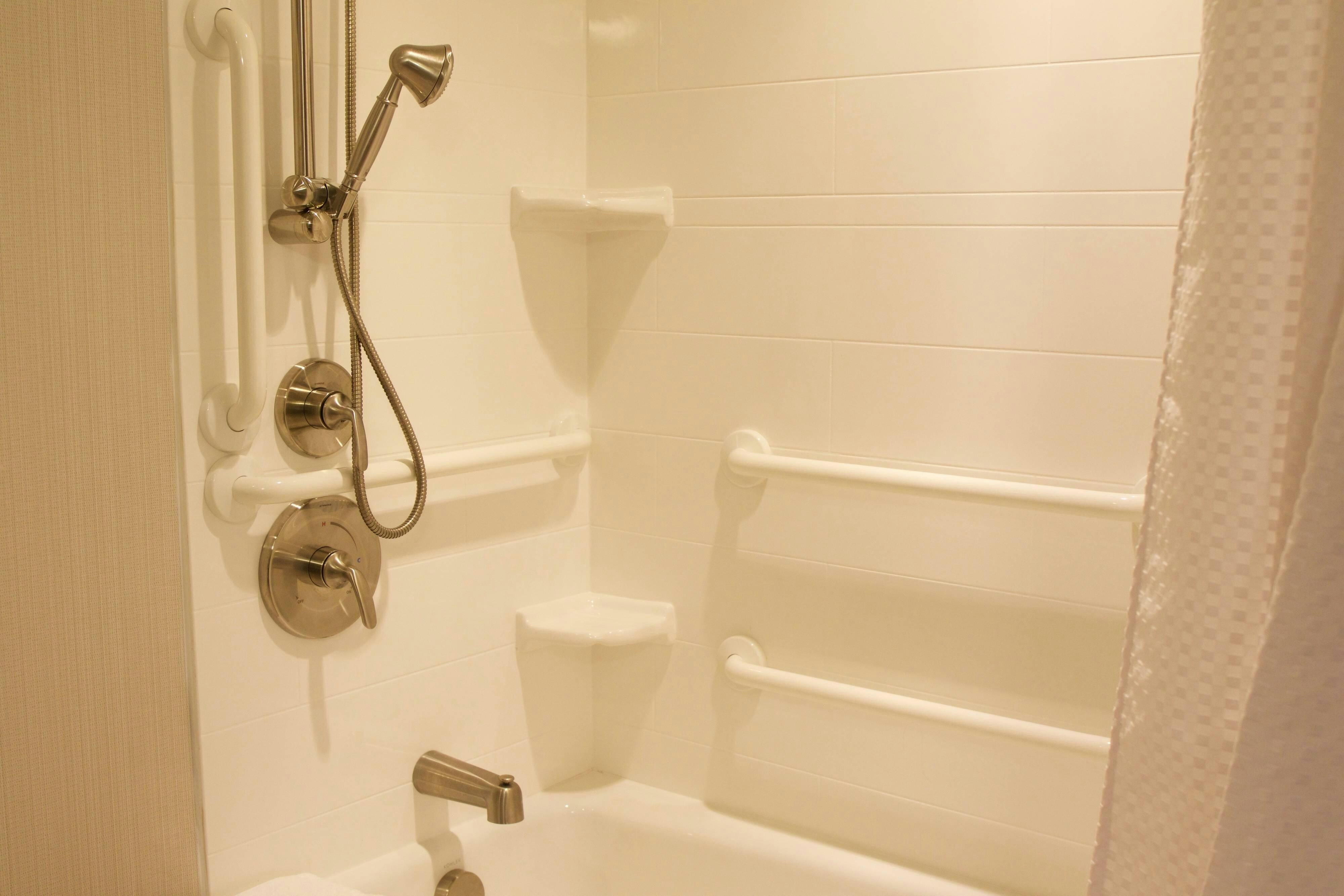 Courtyard by Marriott Asheville Airport 7/24