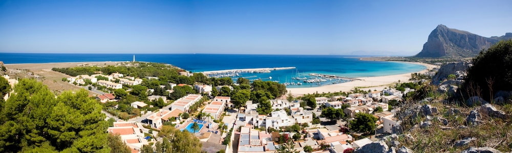 Villaggio Cala Mancina 64/68