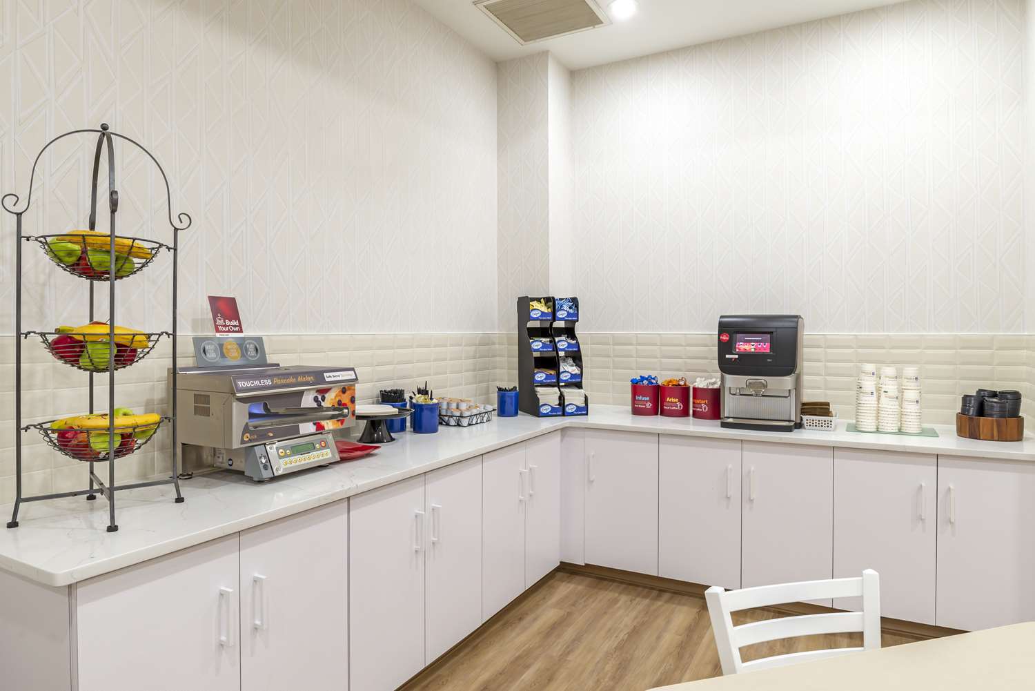 Best Western Plus Crossroads Inn & Suites 12/13