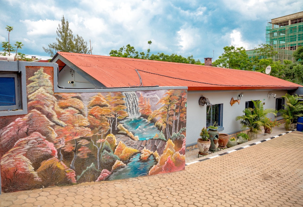 B.Maurice Guest House 2/38