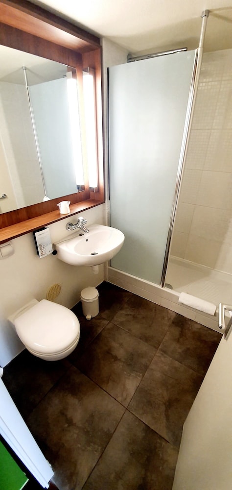 Hotel Campanile Montargis Amilly 64/64