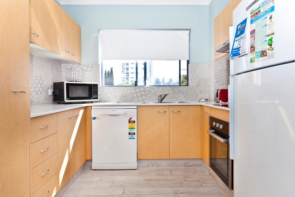 Bella Mare Beachside Apartments 16/77