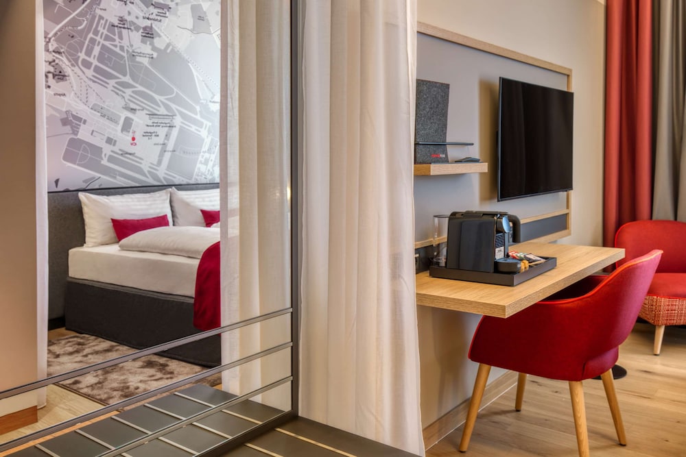 IntercityHotel Berlin Airport BER Terminal 1+2 42/50
