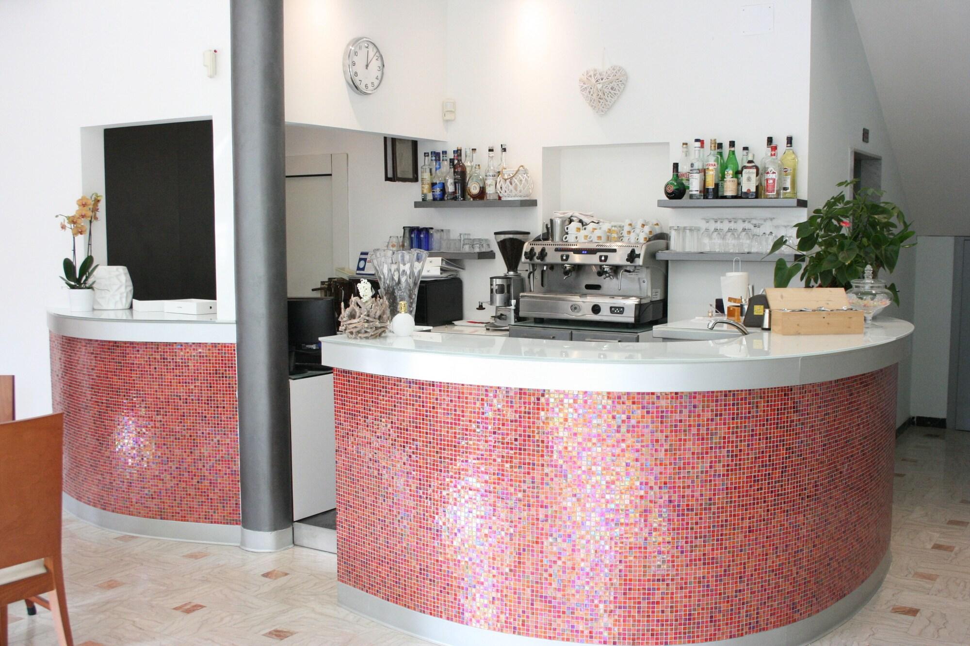 Hotel Ardesia 2/20