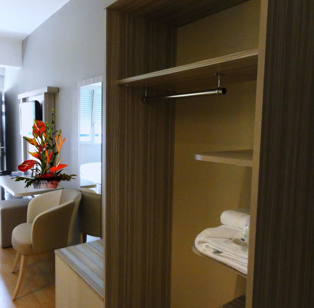 HOTEL KYRIAD TOULOUSE SUD - ROQUES 49/50