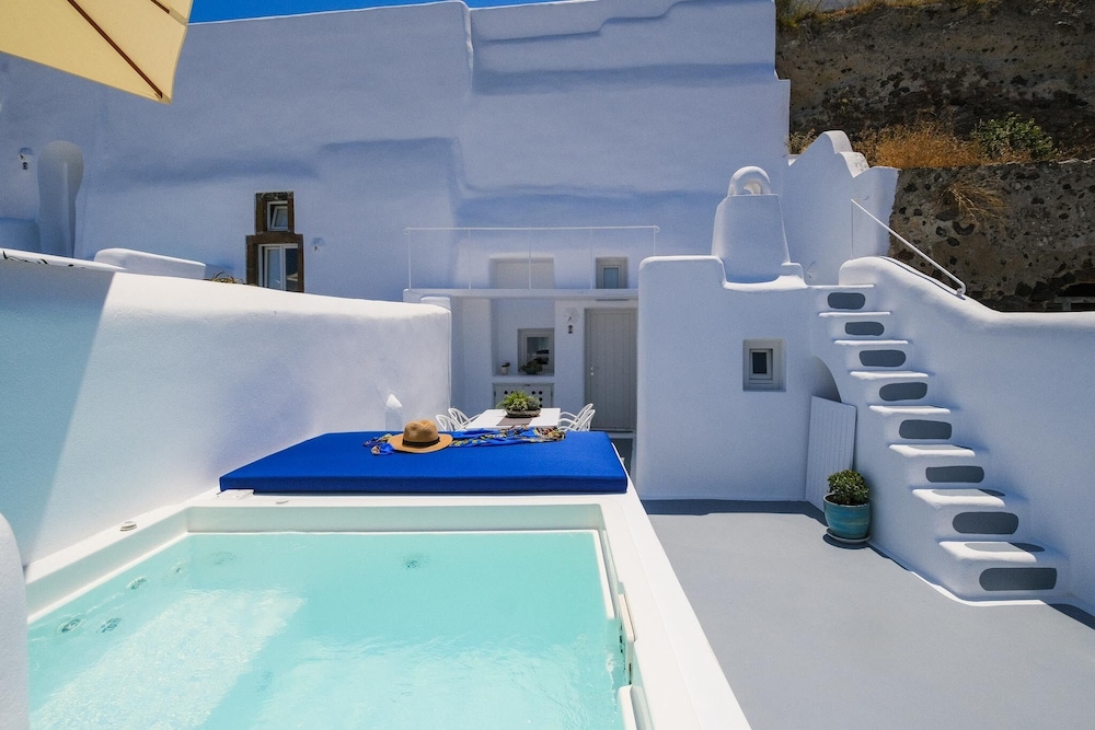 Radiant Santorini 22/45