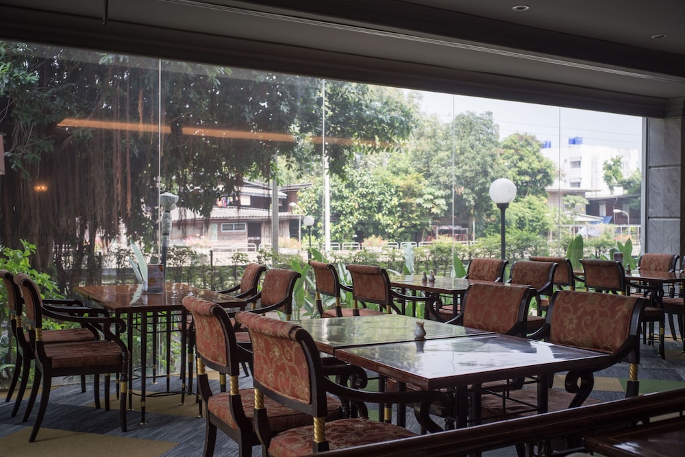 Witz Hotel Bangkok Ramkhamhaeng 30/50