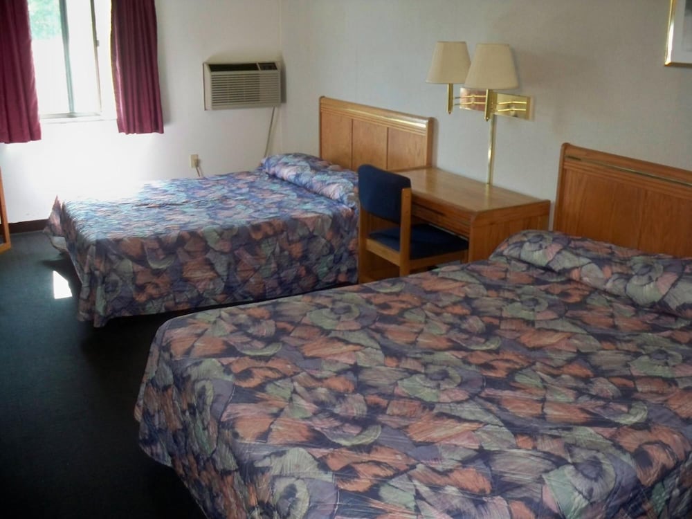 Economy Inn Wentzville 18/36