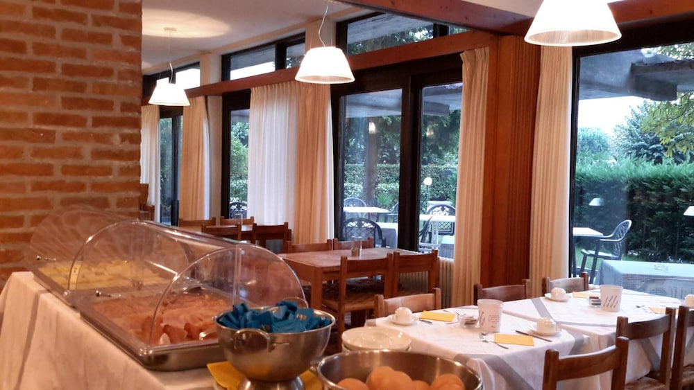Hotel Campagna 30/50