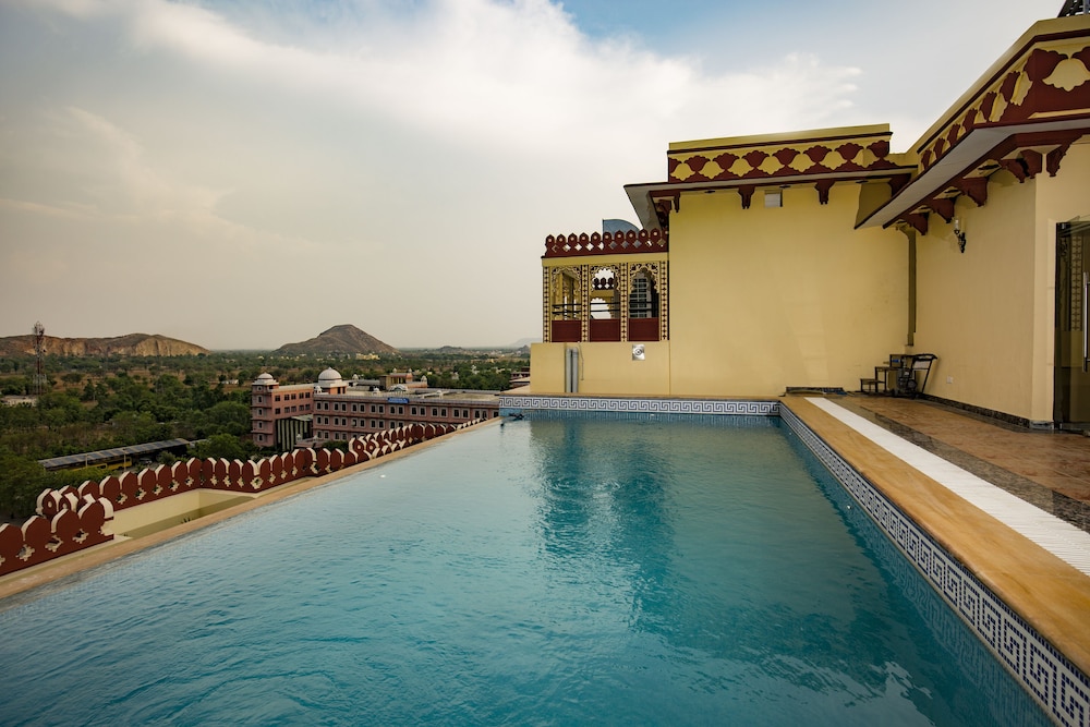 Umaid Haveli-A Heritage Style Hotel & Resort 3/66