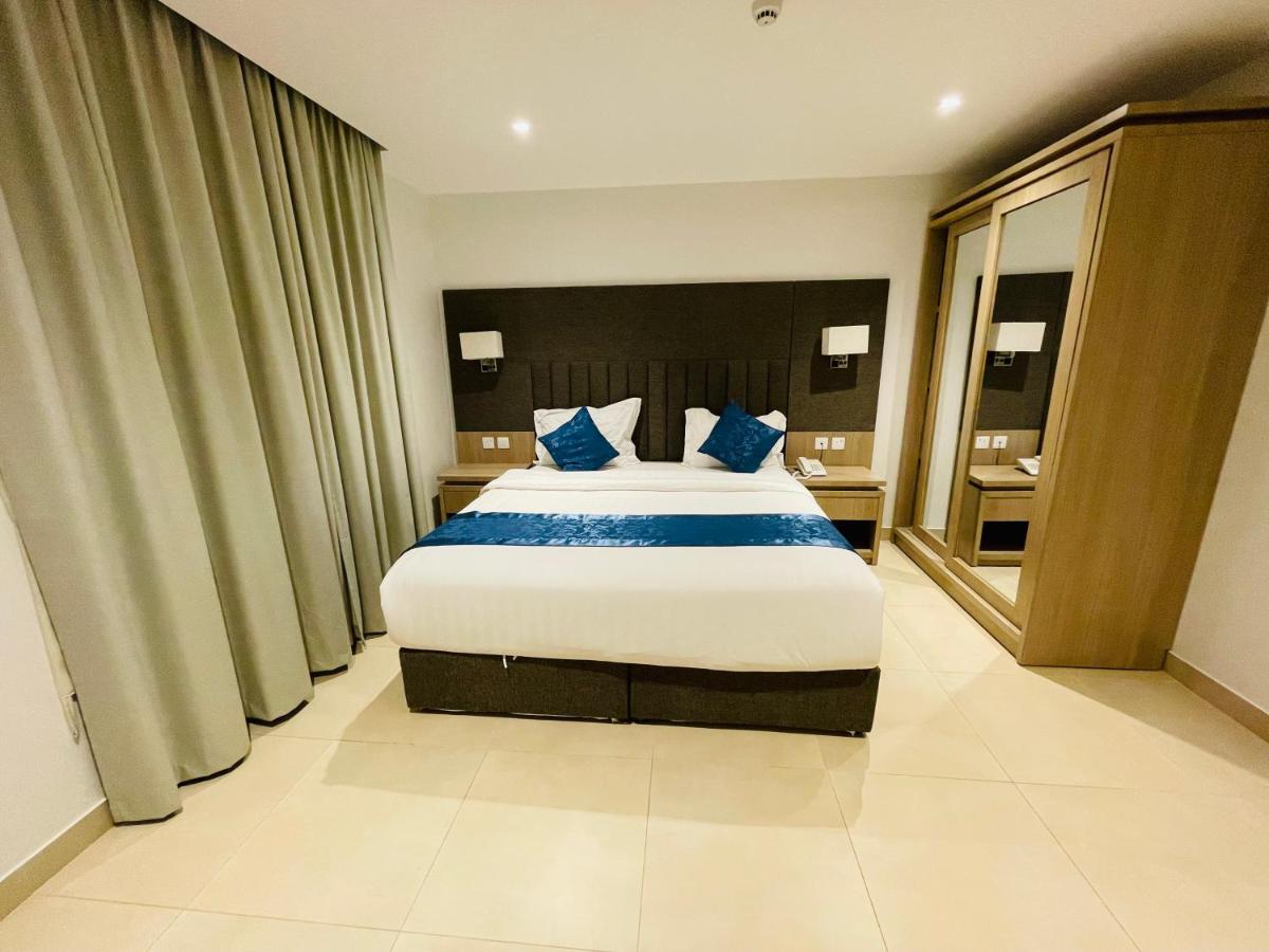اطلالة الشرفة 2(Terrace View 2 - Serviced Apartments) 21/37