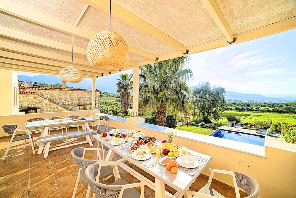 CRETAN MANSION 23/46