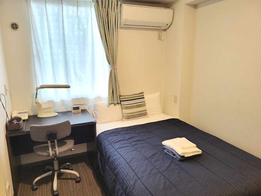 Semi Room, Single, Semi Double Bed