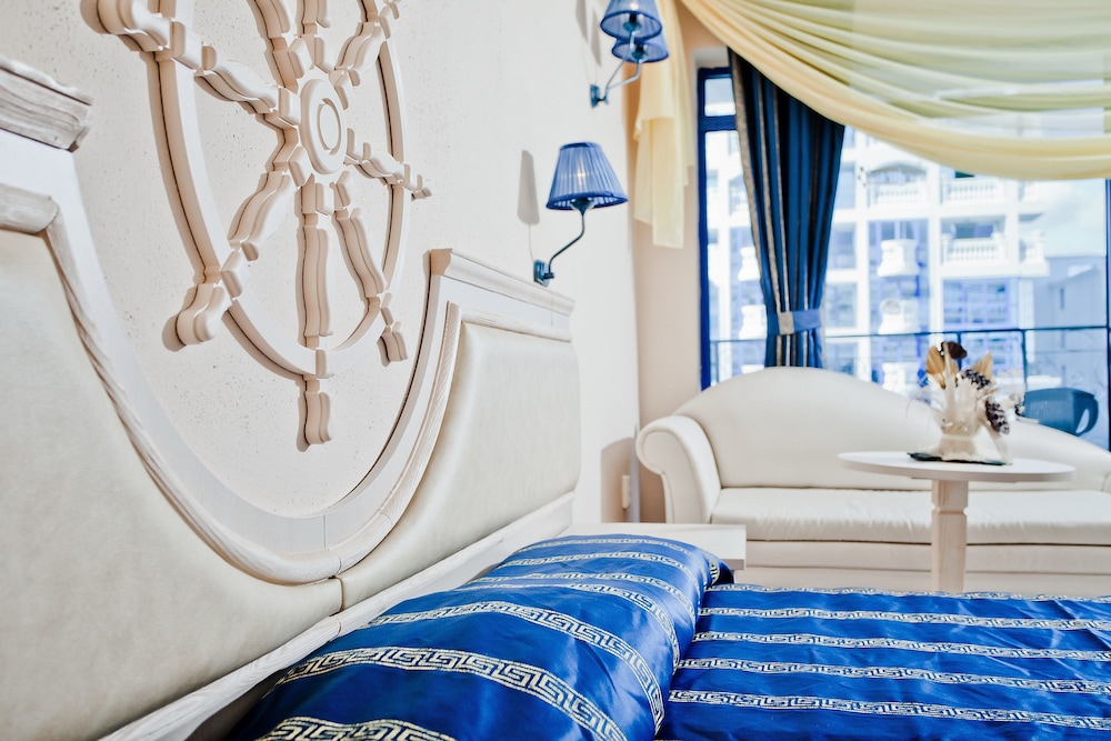 Chaika Beach Resort 13/50