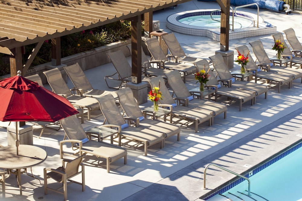Walnut Beach Resort 35/48
